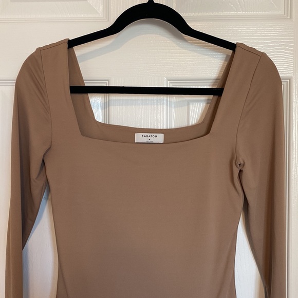Babaton Contour Long Sleeve Bodysuit in Clay Med - Picture 5 of 9